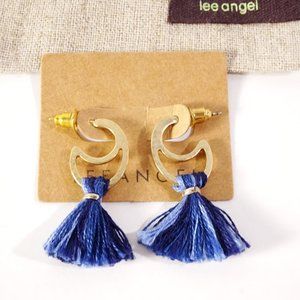 Lee angel Antique Gold Cut out Blue Ombre Fringe Short Earrings NWT 98